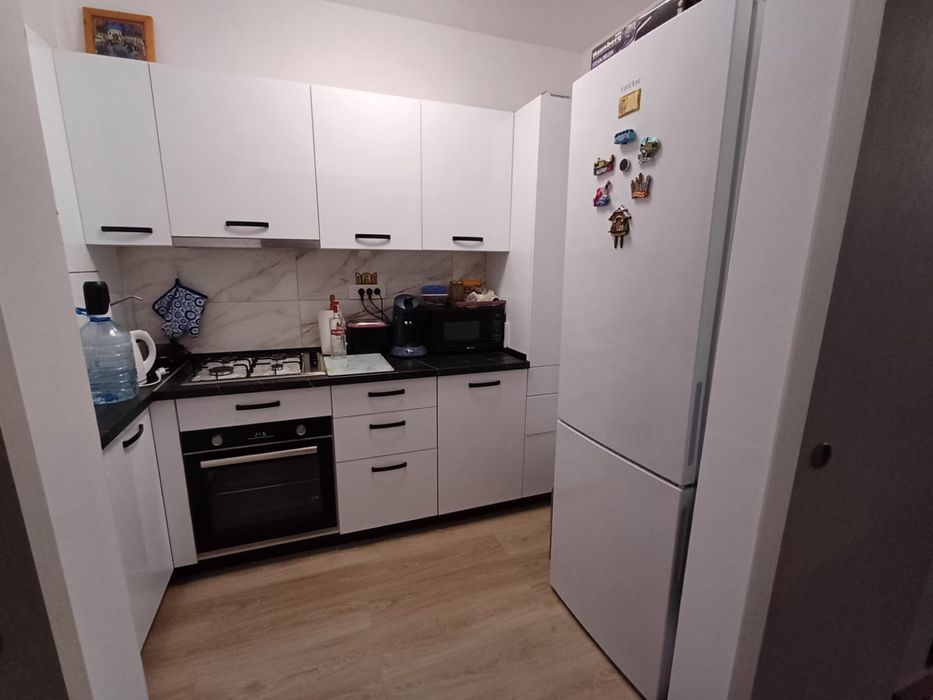 Vand garsonieră modernă- bloc TB9 ,zona Gageni