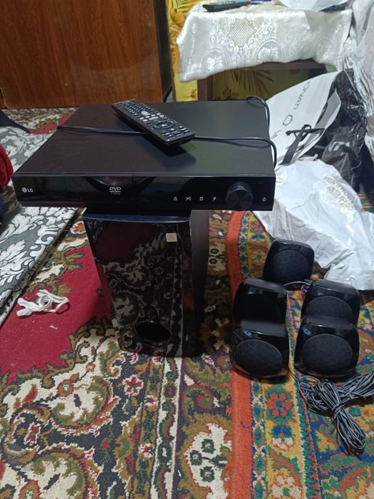 Damashni. Kinotyatr.