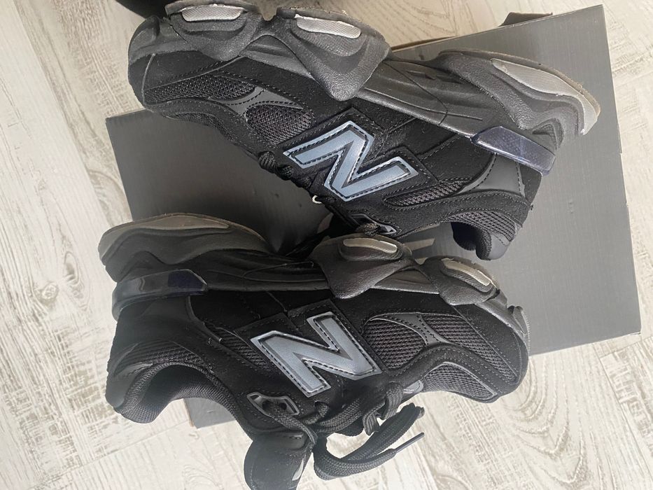 New Balance 9060
