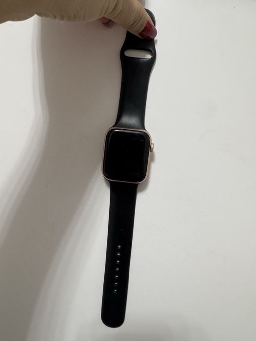 apple watch SE 44 mm