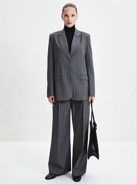 Продам костюм двойка бренда Zarina