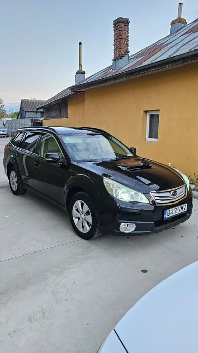 Vând Subaru Outback 2.0 Diesel 4x4