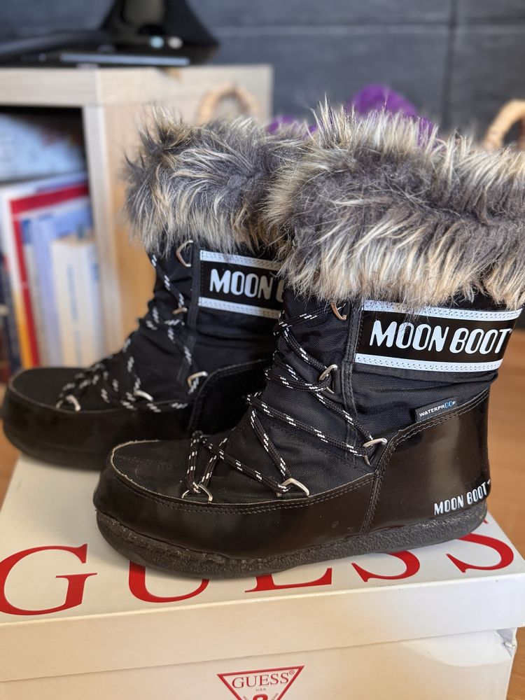 Апрески на Moon Boot