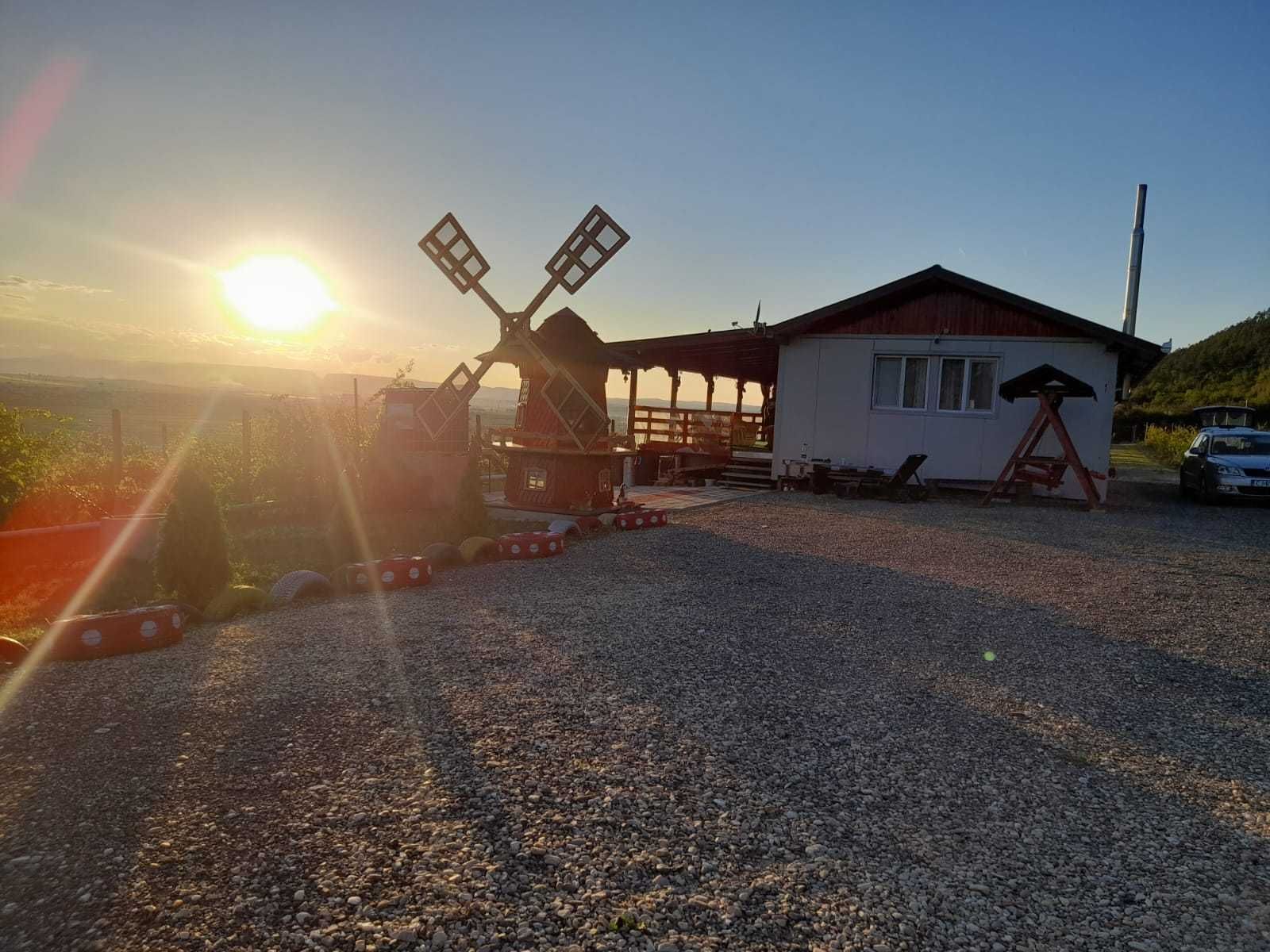 Vand cabana si livada..an viisoara jud cluj