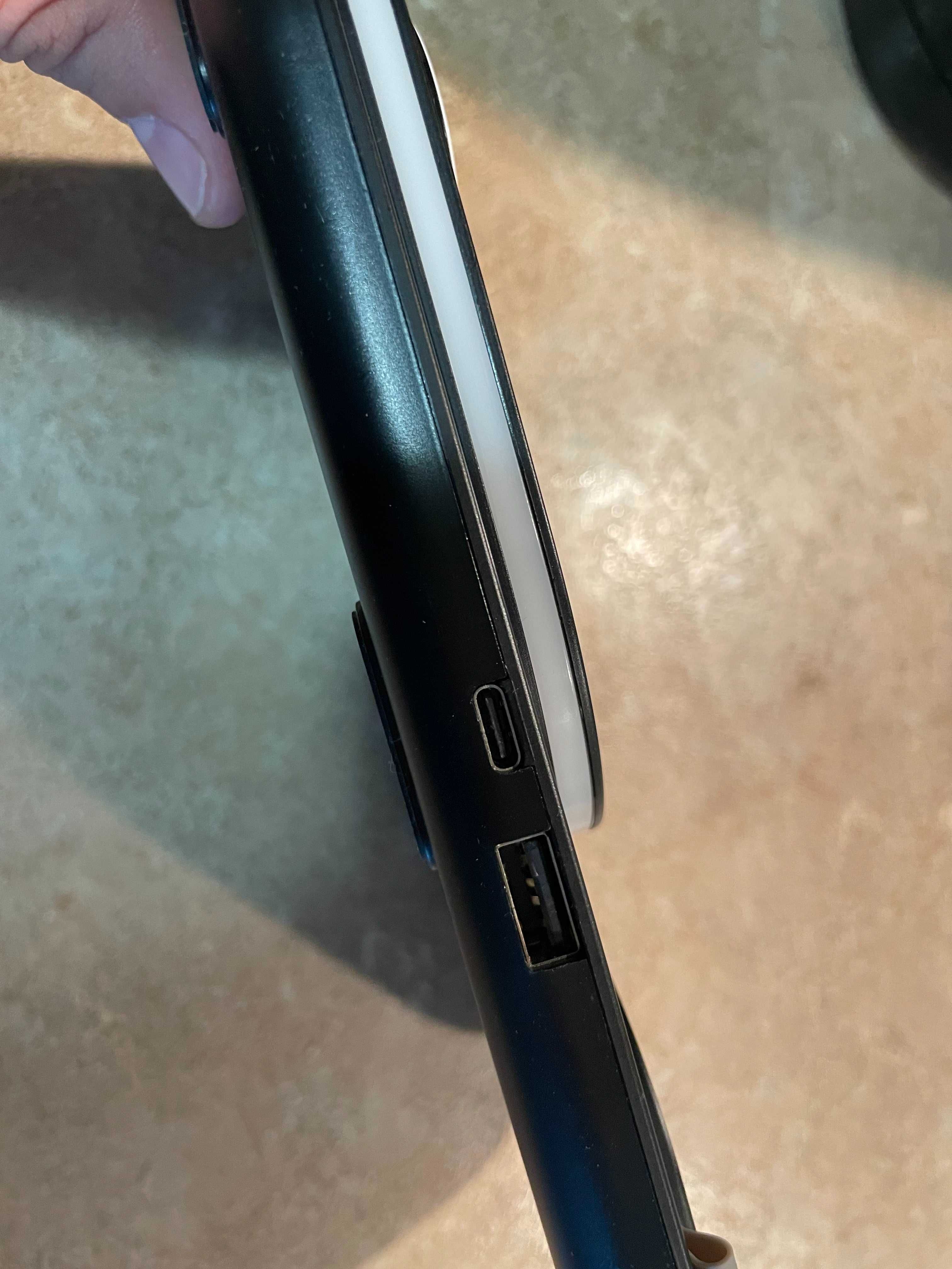 Apple безжично зарядно 5в1