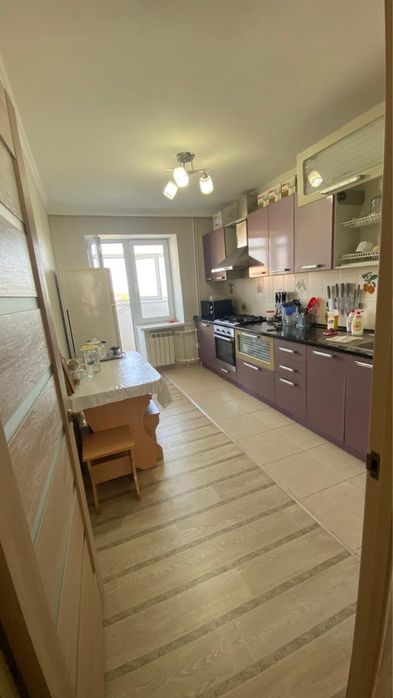 Продам 3х ком кв в центре города Сазда