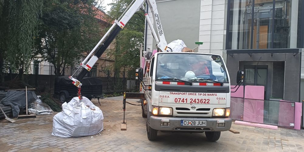 Trasport și manipulare cu macara