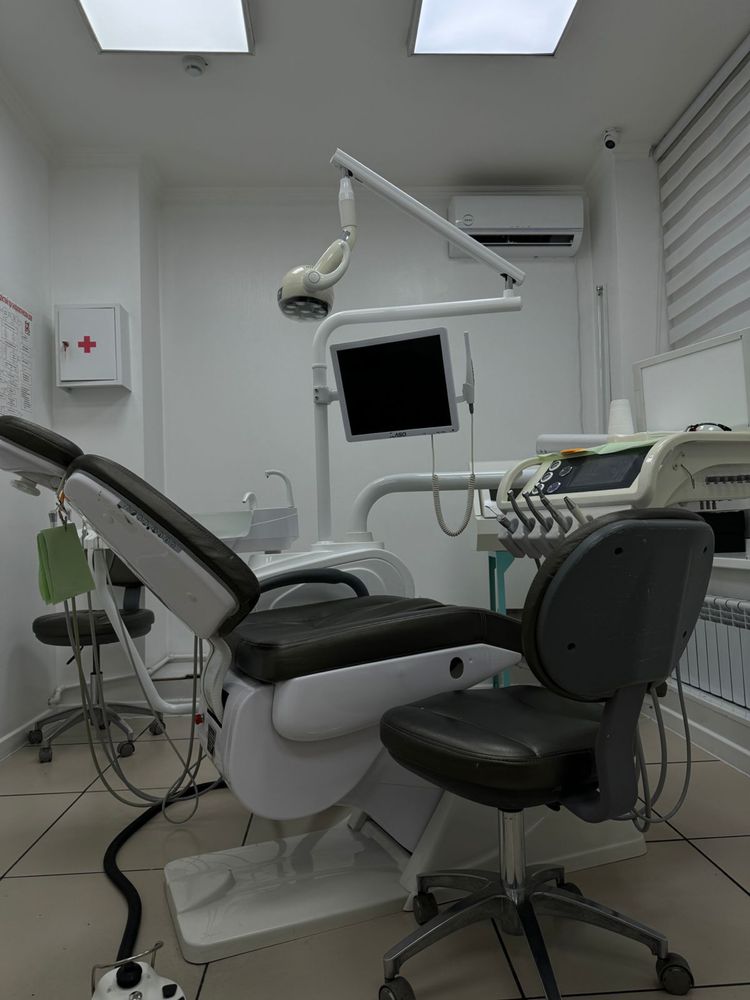 ПРОДАЕТСЯ Стоматологическое Кресло марки KASO, модель SL8100