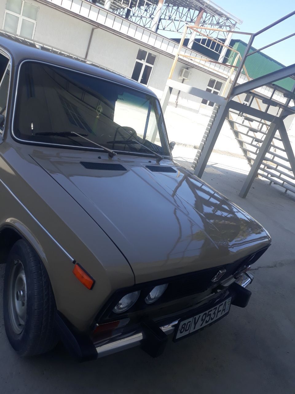 Vaz 2106 sotiladi