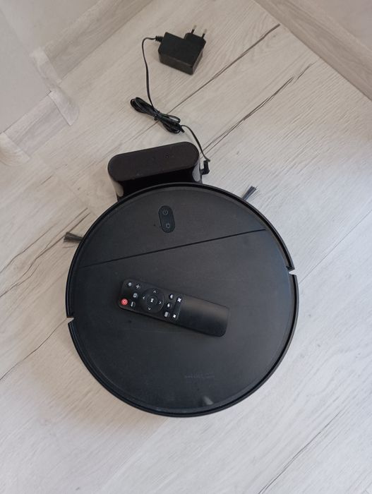 Продавам прахосмукачка за части проблем с батерията