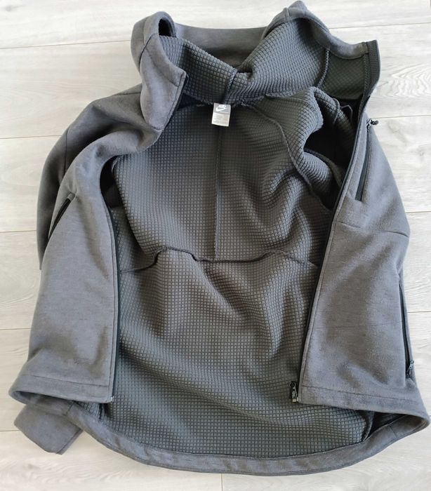 Nike Tech Shield 2in1