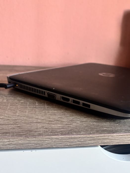 Hp probook 450 G3• i5 genearatia 6 fara ram si hard