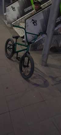 Продам велосипед BMX