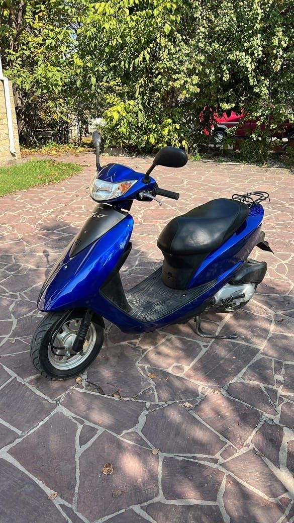 Продам мопед Honda dio af68