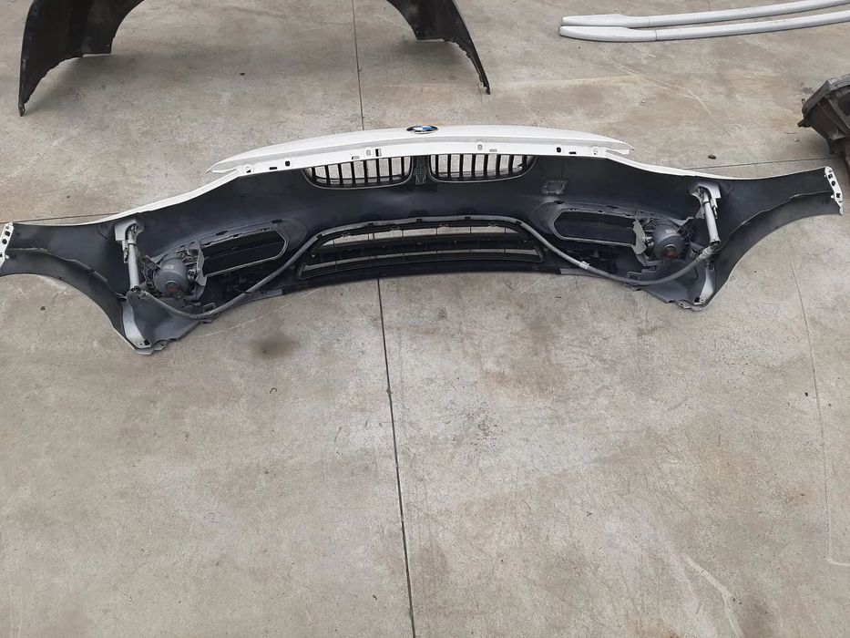 bara fata aftermarket  bmw seria 1 f20 nonfacelift 2013