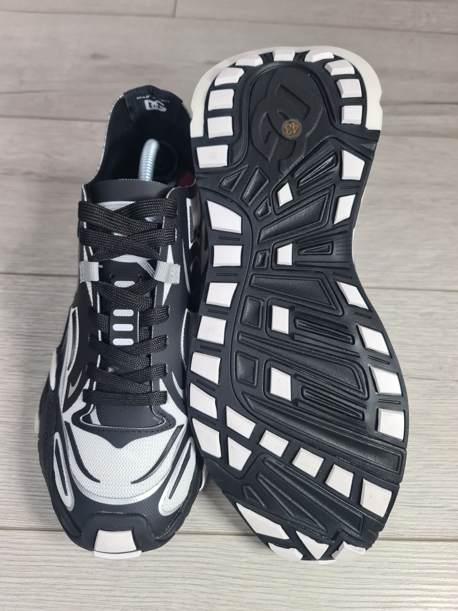 Sneakers-Dolce&Gabanna-Alb-Negru -Trans-Gratuit-Breloc-LV+Parfum-Cadou