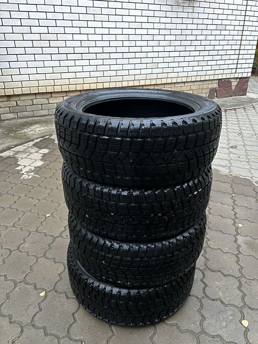235/50/R18 Зимние резины