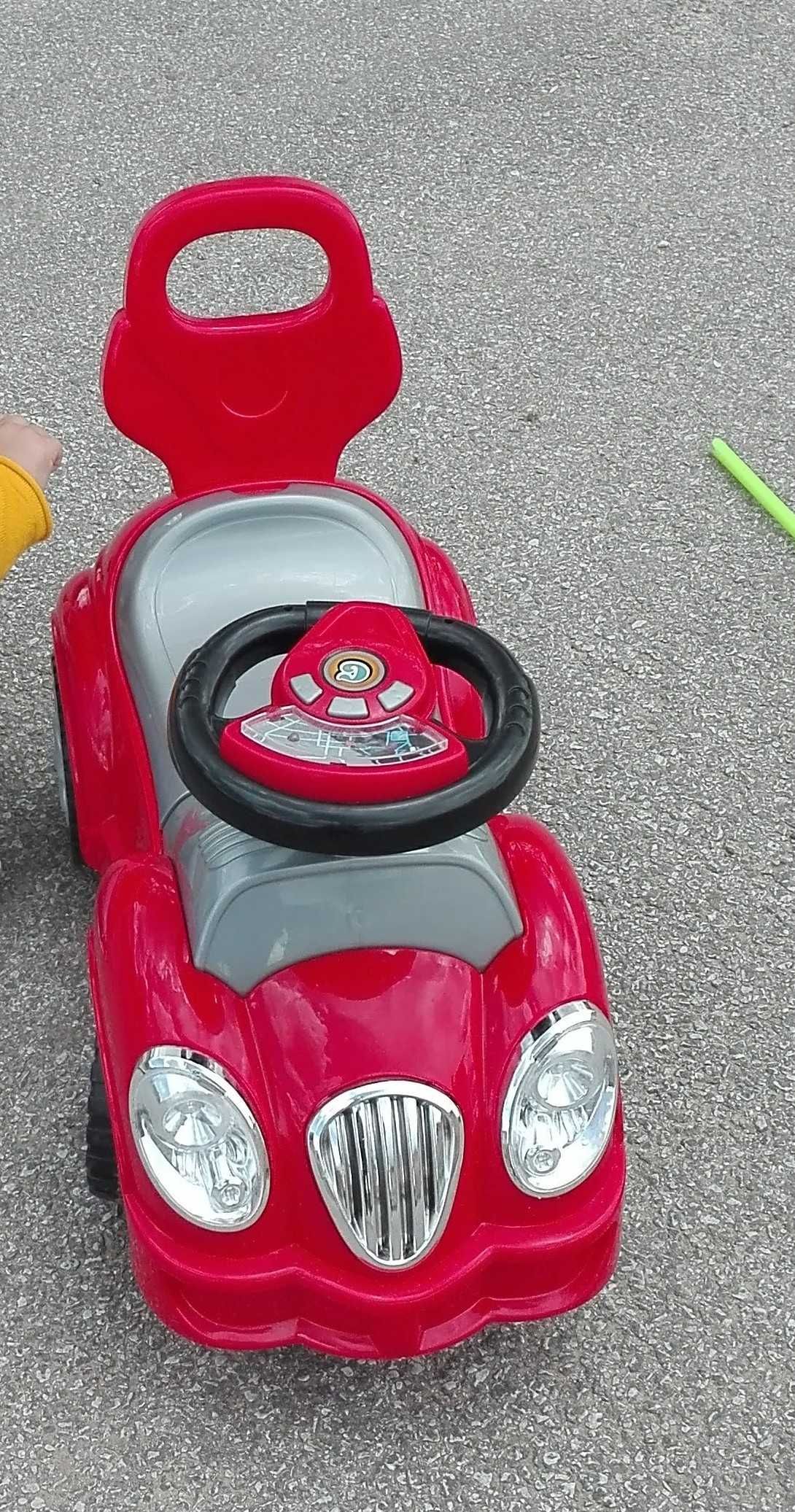 Детска кола за бутане