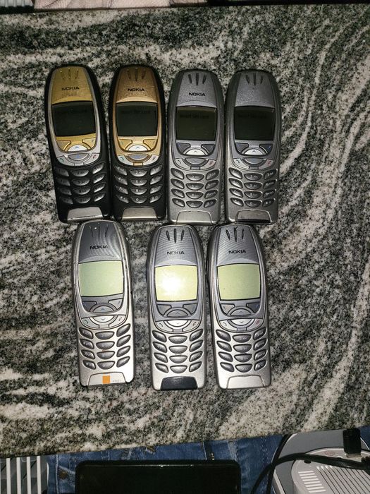 Vând lot de telefon Nokia