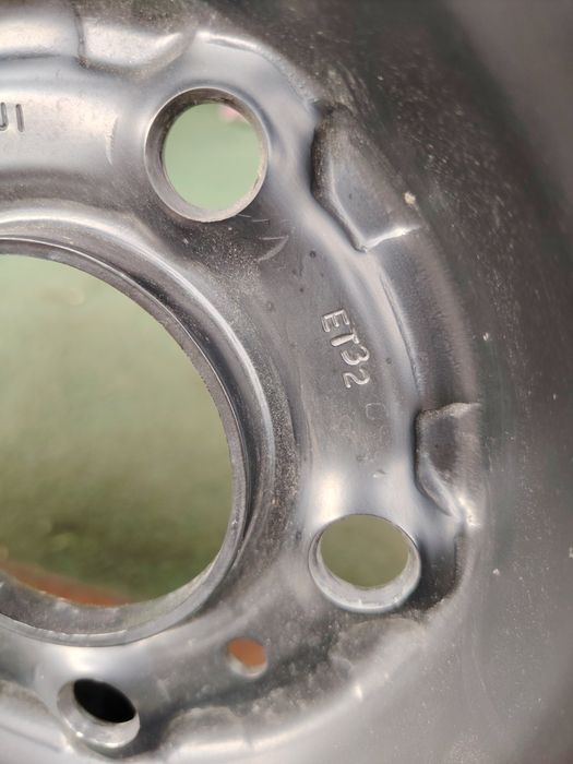 Резервна гума патерица 5х108 Пежо Ситроен с комплект инструменти