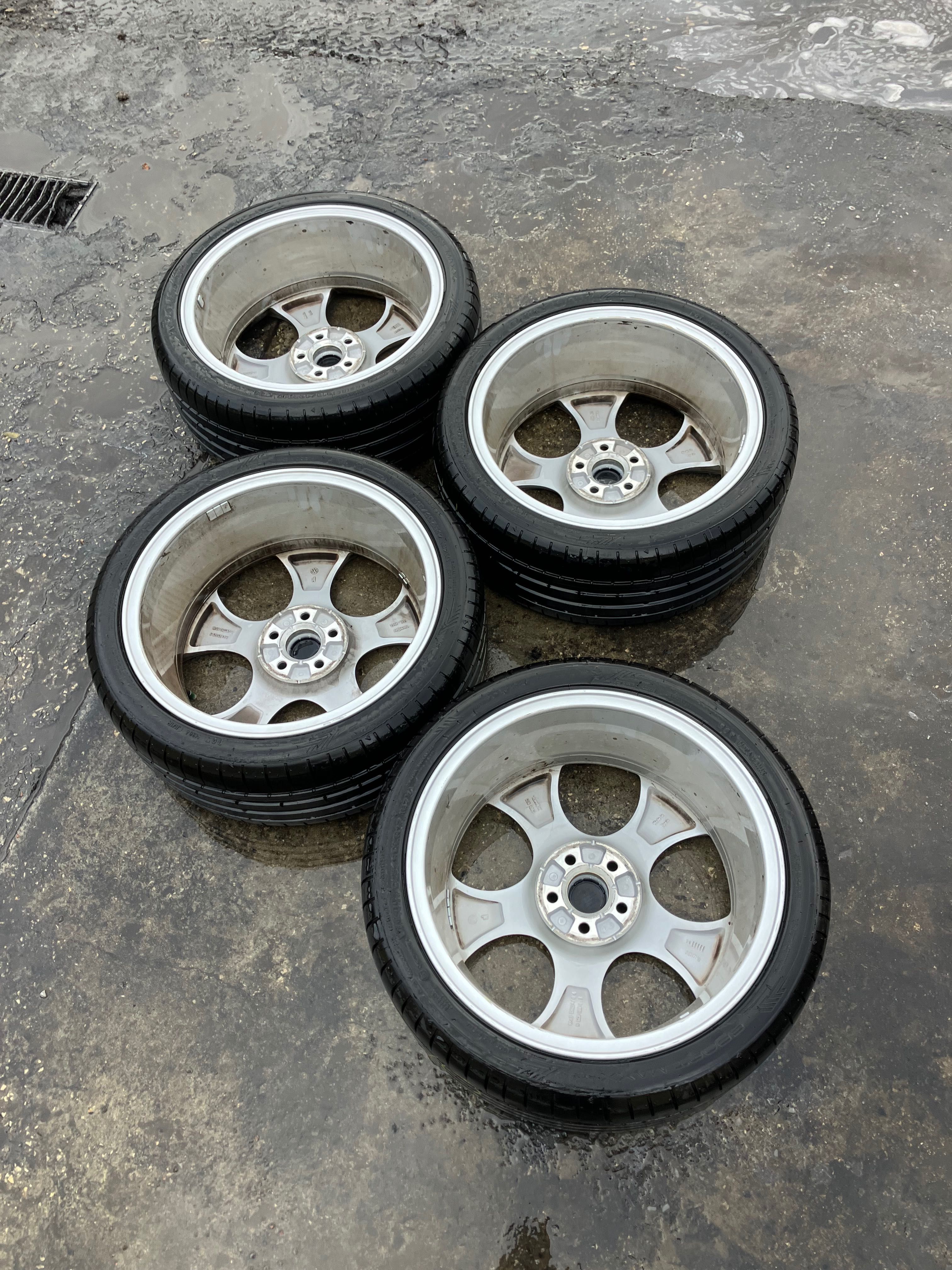 Продавам 4 бр Dunlop Sport Max 215/40/ZR17 с оригинални лети джанти