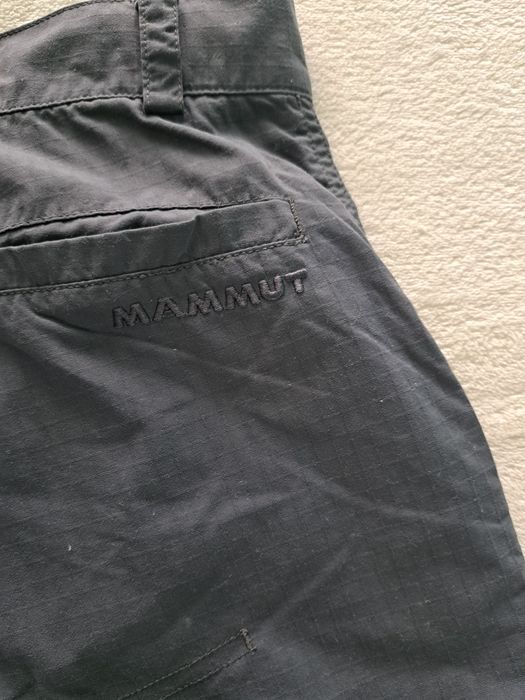 Къси панталони mammut