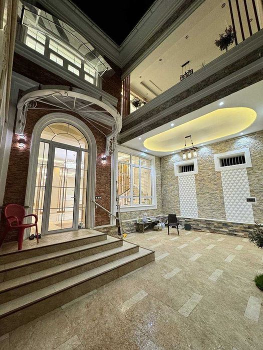 м.Буюк Ипак Йули ул.Никитина 5-комн 3-уровня 450 м² 2-сот евроремонт