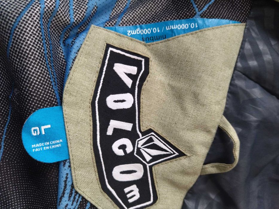Ски ,сноуборд яке Volcom xl