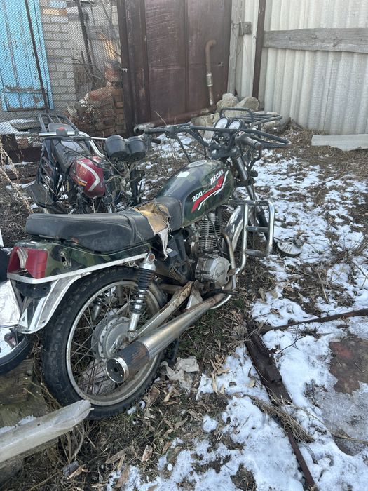 Продам мотоциклы в не рабочем состояний