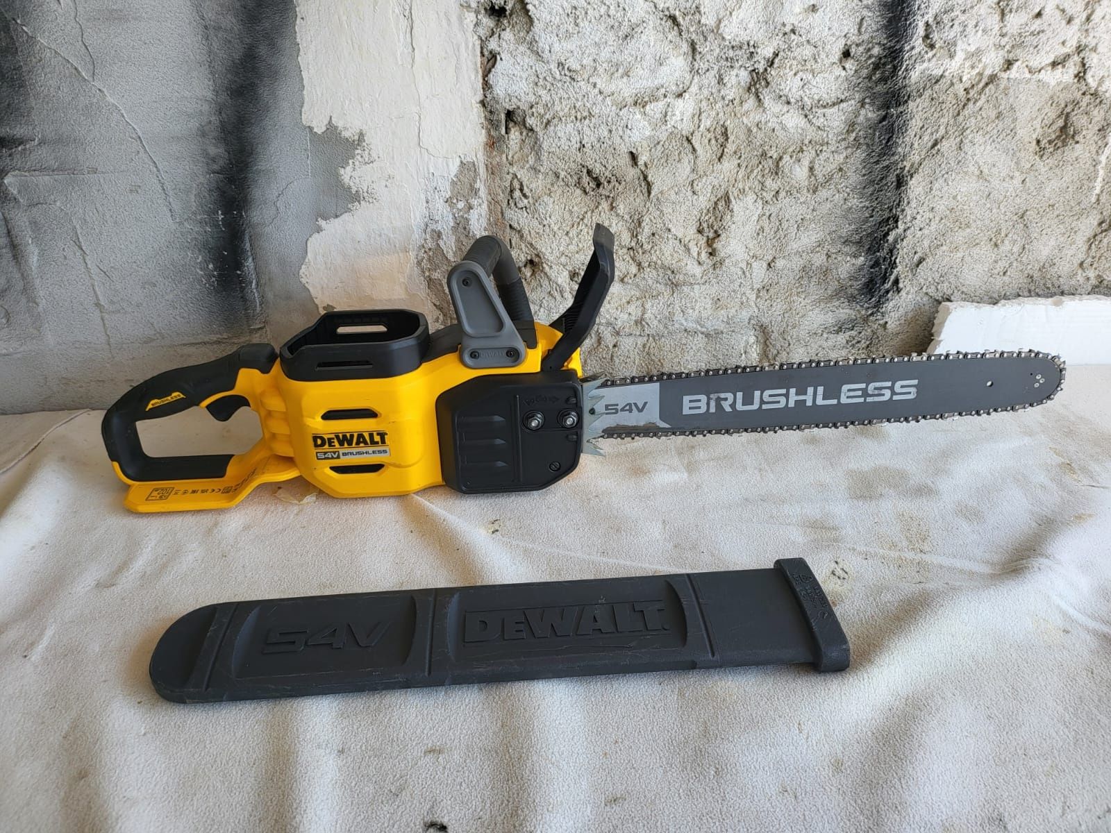 Drujba cu acumulator Dewalt DCMCS575