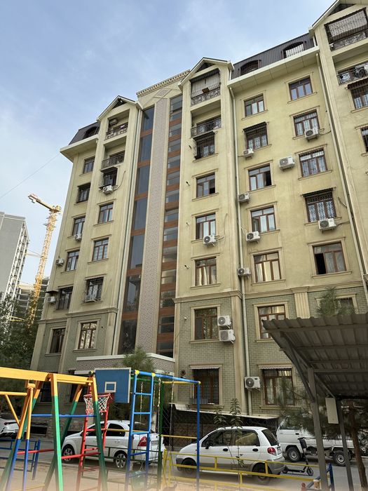 Парковка на бонус. Продается. Сотилади. Паркентская. 2 хонали. 78кв.м.