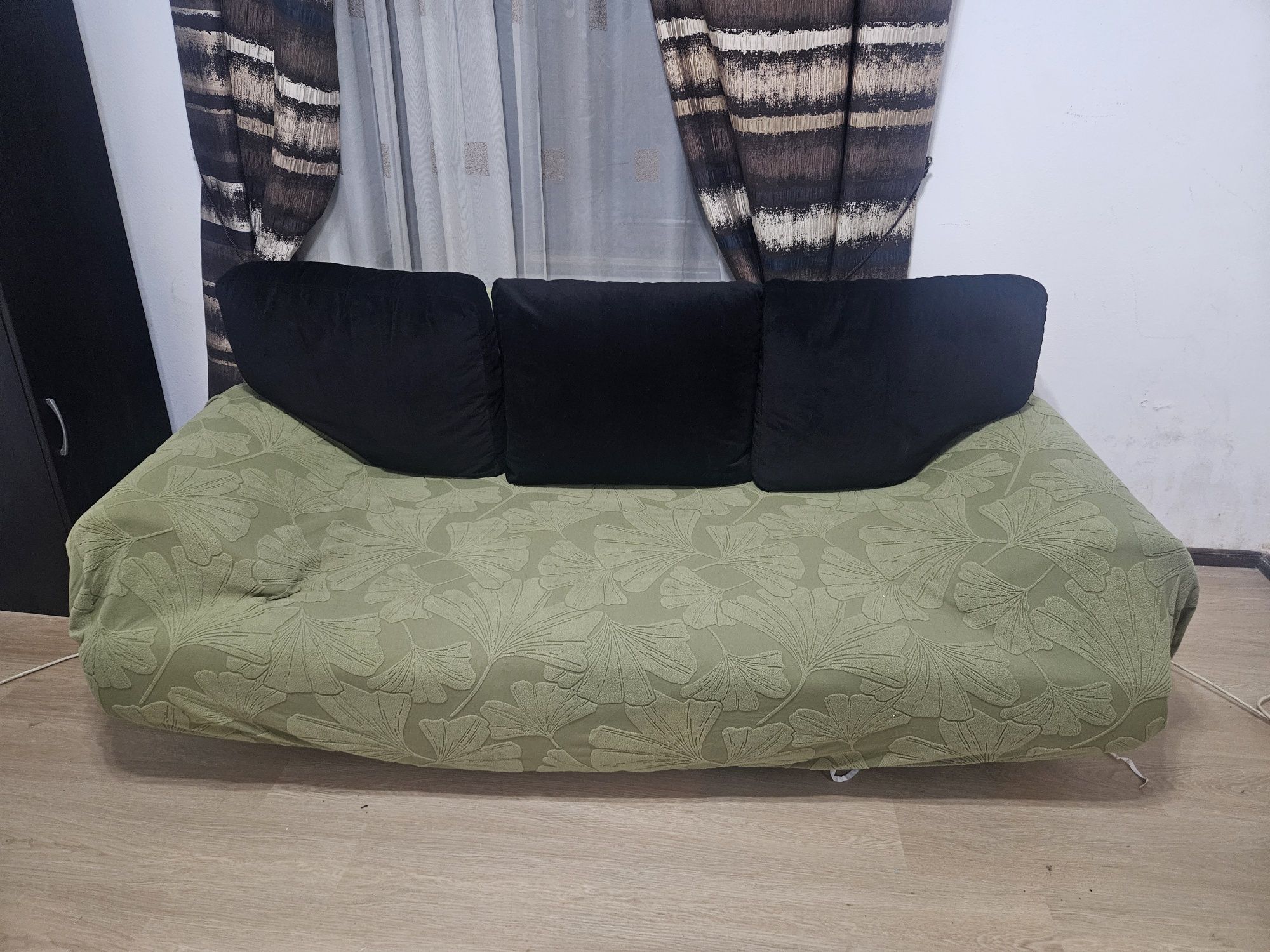 Vand canapea extensibila