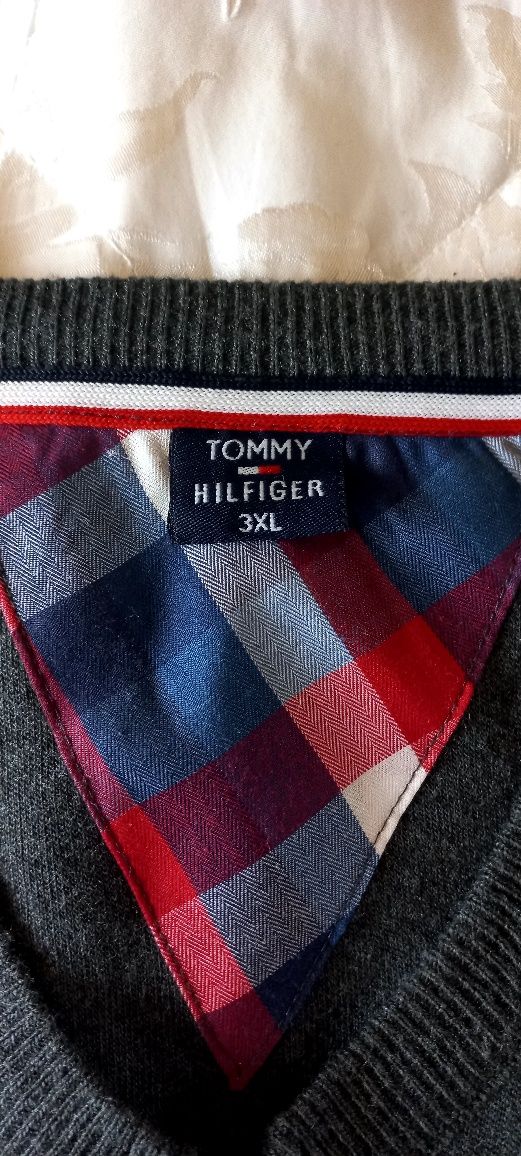 Pulover Tommy Hilfiger