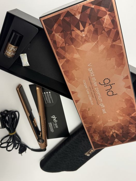 Vand placa indreptat parul profesionala GHD V Gold