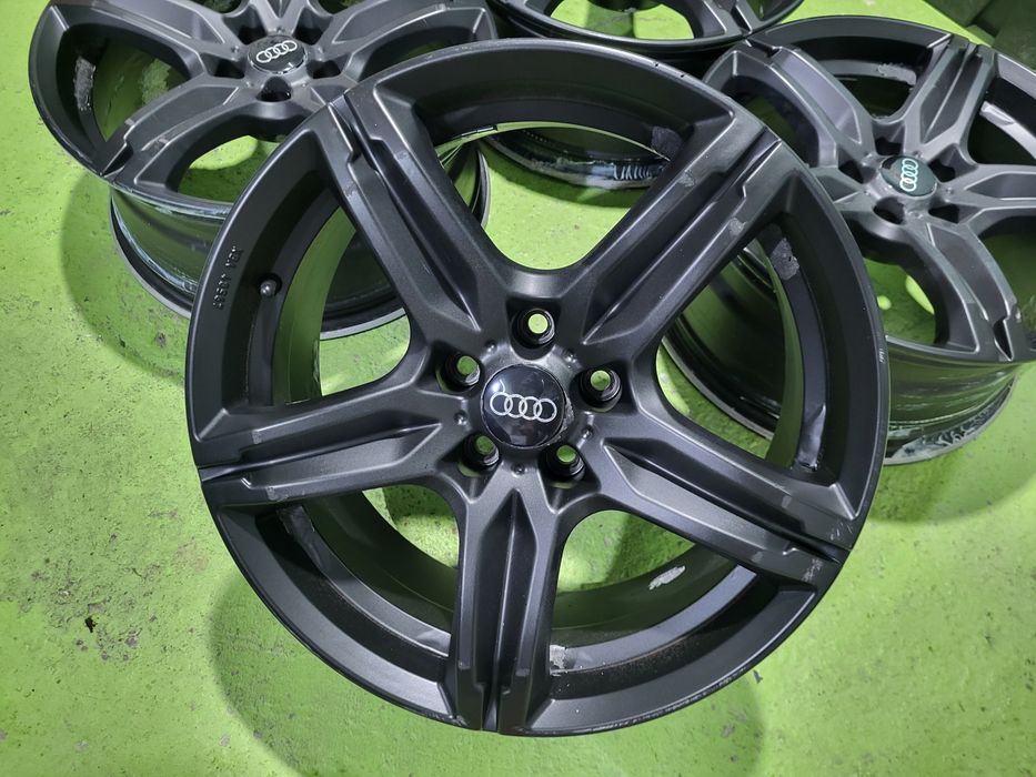 18 5x112 Audi a4 A6 Vw Passat Tiguan Touran Caddy 5х112