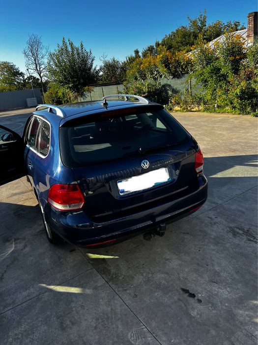 Golf 5 1.9 BLS 2800€