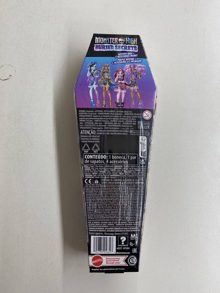Mystery doll “Monster High” Buried Secrets