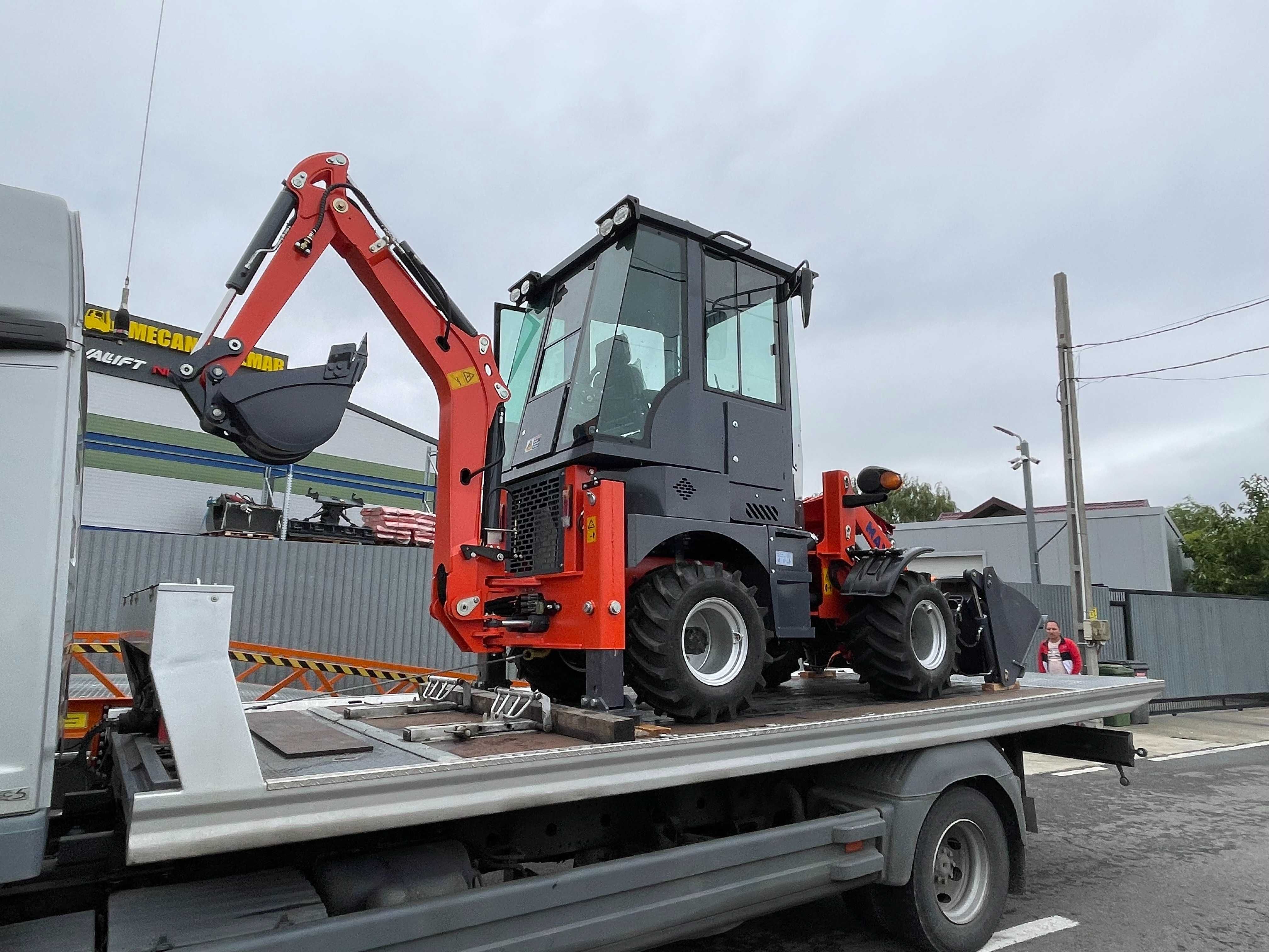 Buldoexcavator NOU 3,5T 4X4 Serice si Garantie