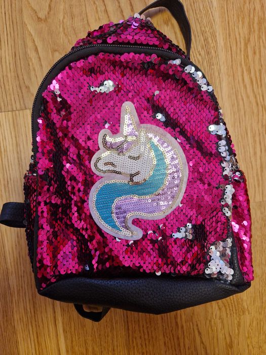 Детска раничка еднорог