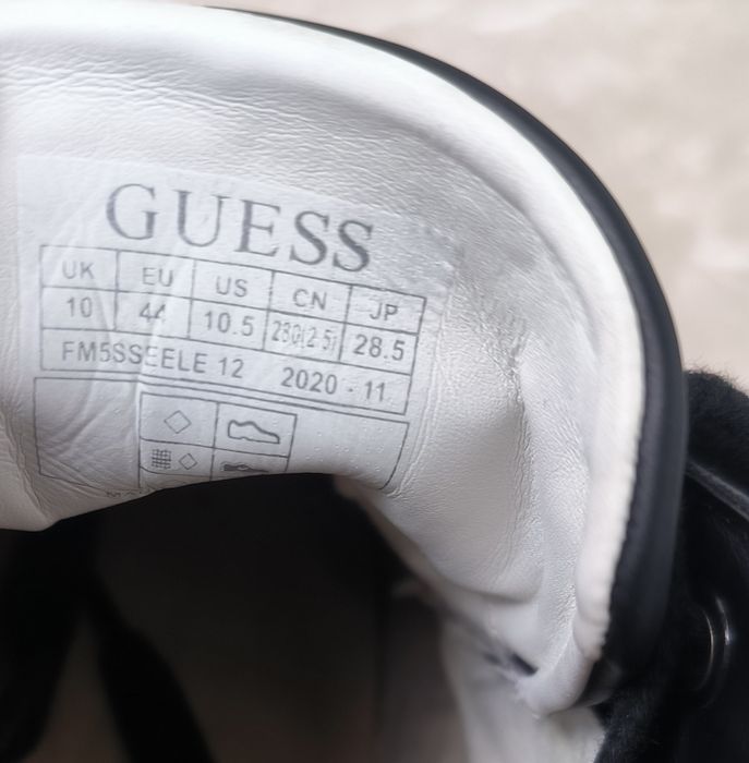 Обувки Guess номер 44