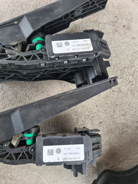 Pedala acceleratie VW Passat B6 B7 CC Golf