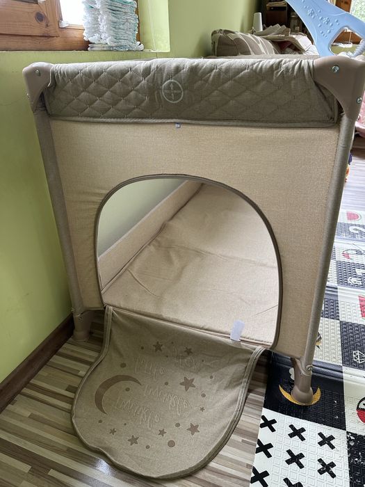 Бебешка кошара на две нива