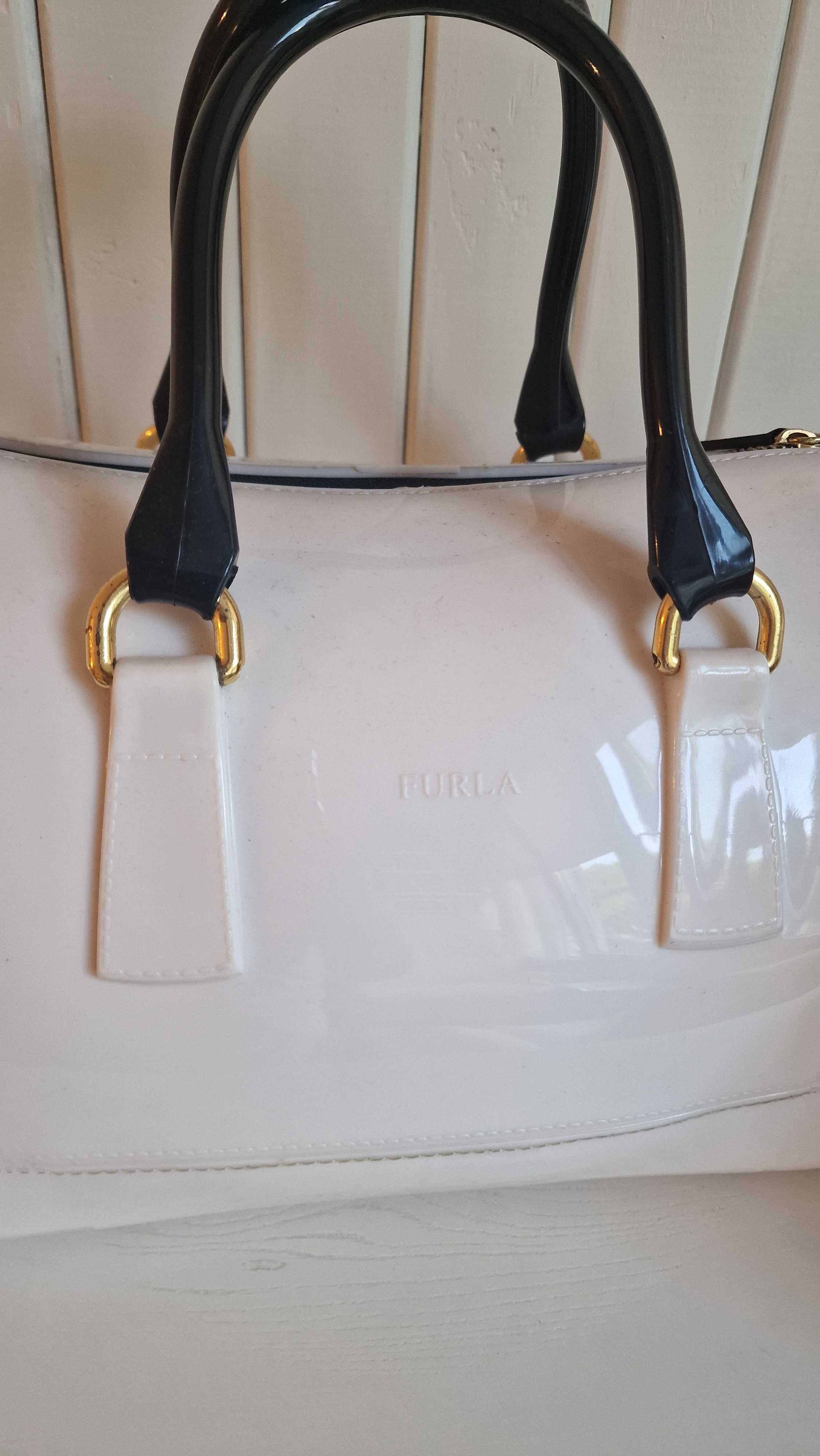 НАМАЛЕНА! Дамска чанта  на марката FURLA