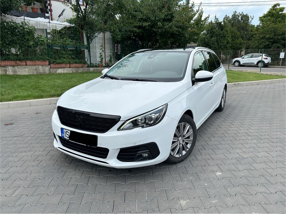 Peugeot 308 SW Panoramic – 2019