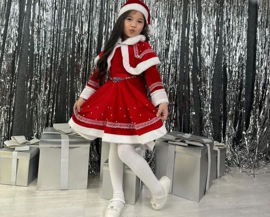 Прокат Костюма санты для девочек.