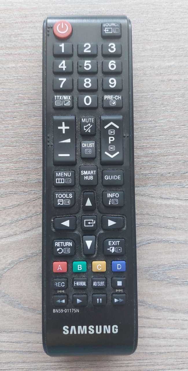 Samsung Smart TV Full HD diagonala 81 cm