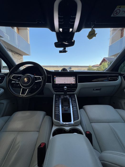 Porsche Macan Standard