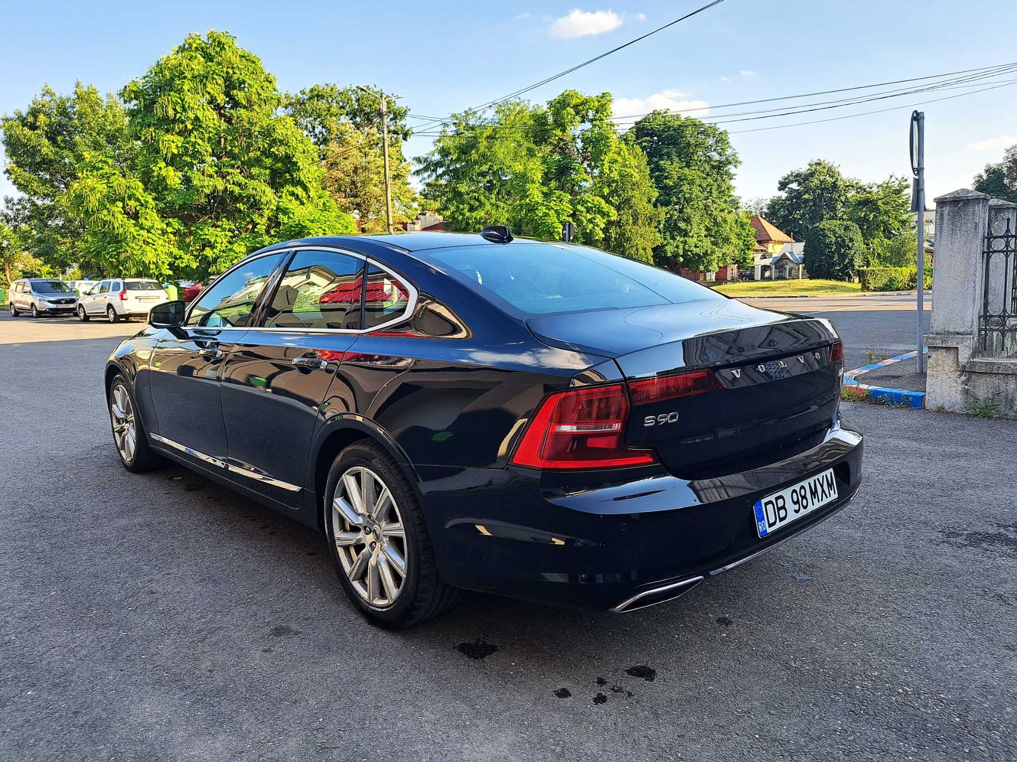 Volvo s90 - inscription-Istoric  Reprezentanta Volvo(de la 0km)/3 chei