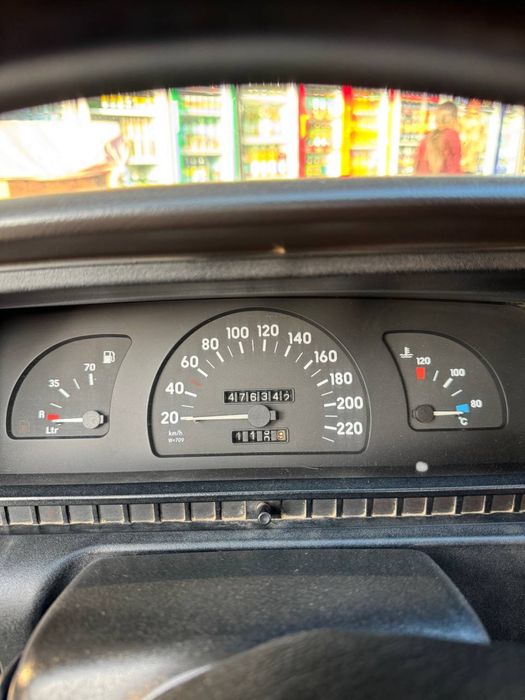 Opel omega a sotiladi