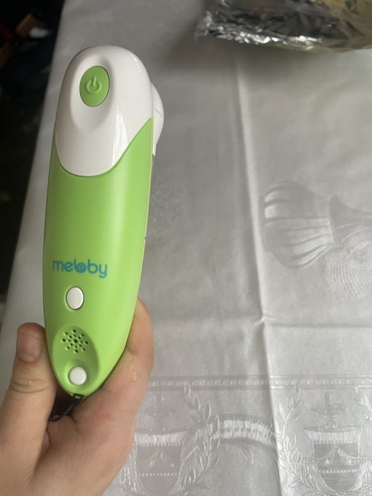 Vând aspirator nazal electric